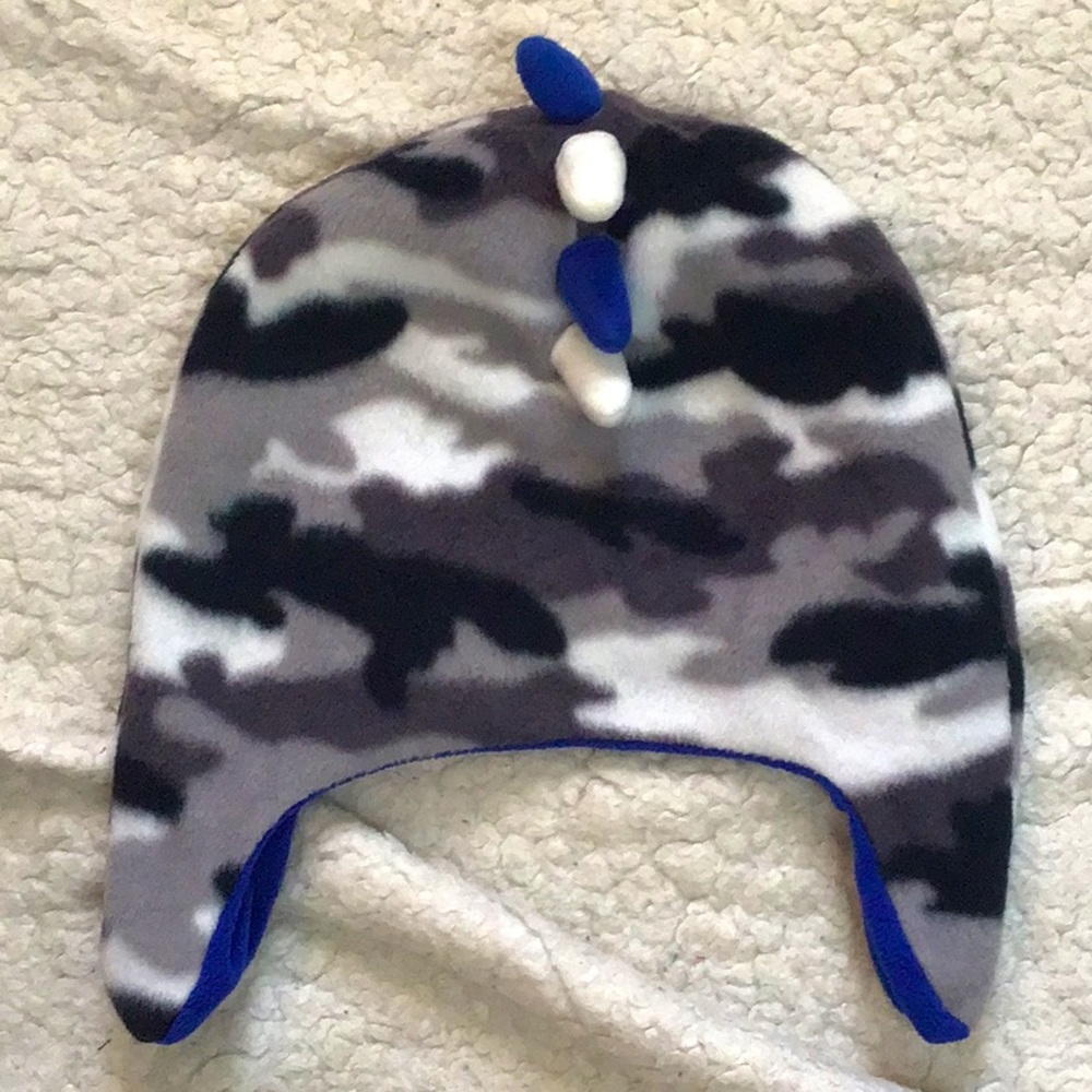 Children’s Place 1989🎄Monster camo ear flap hat - Picture 2 of 8